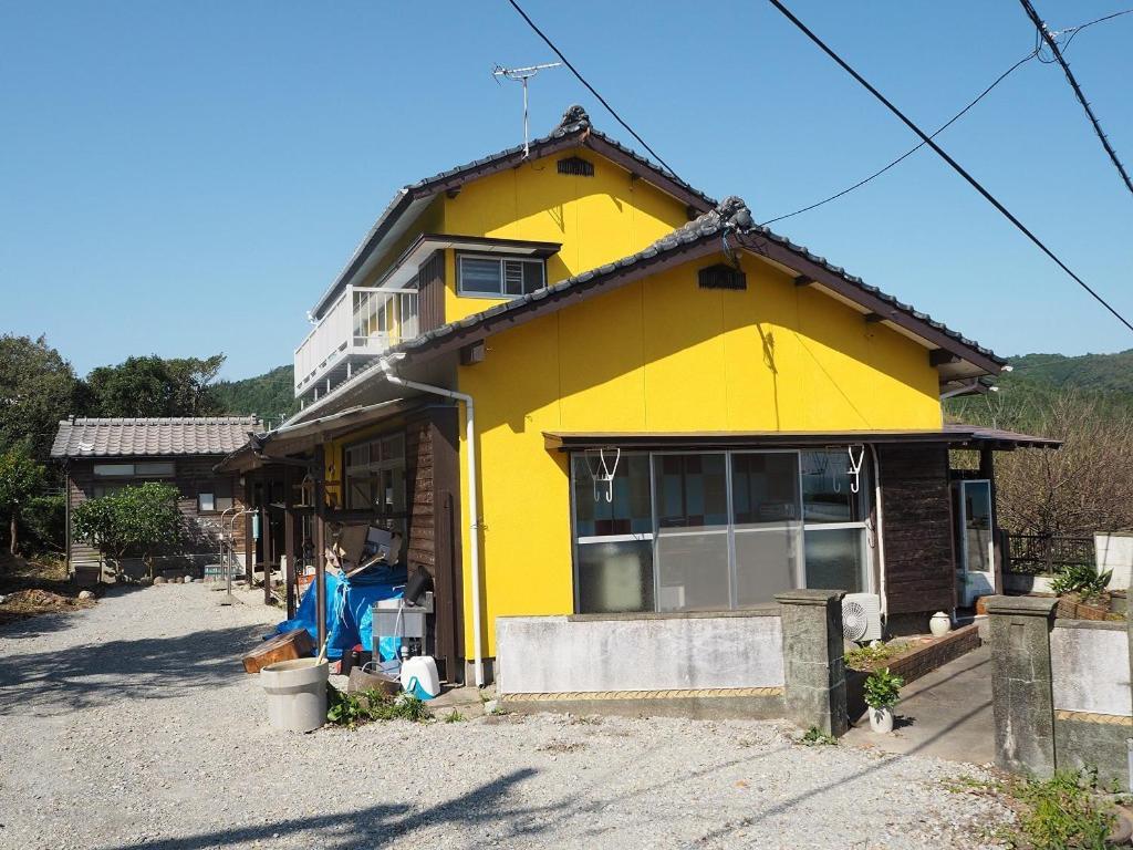 Guesthouse ＆ Beach Cafe Fuego Hyuga Exterior photo